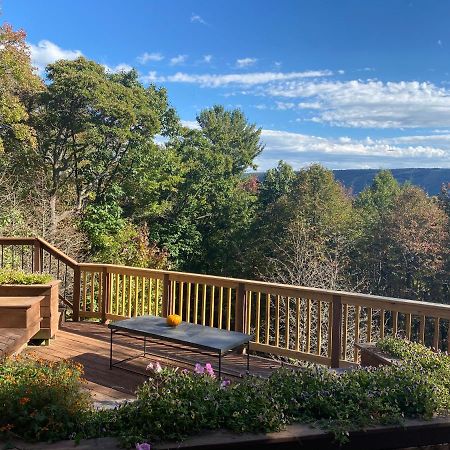 Mountain House Villa Palmerton Exterior photo