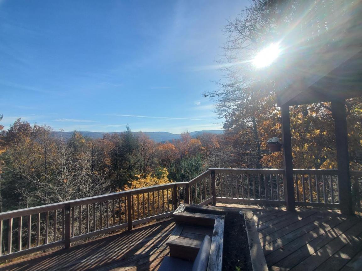 Mountain House Villa Palmerton Exterior photo