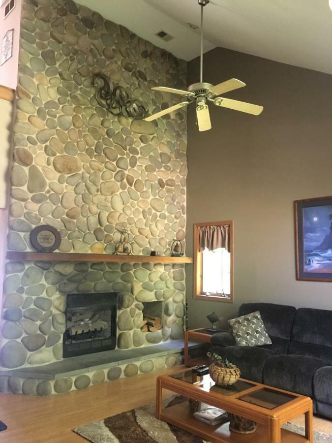 Mountain House Villa Palmerton Exterior photo